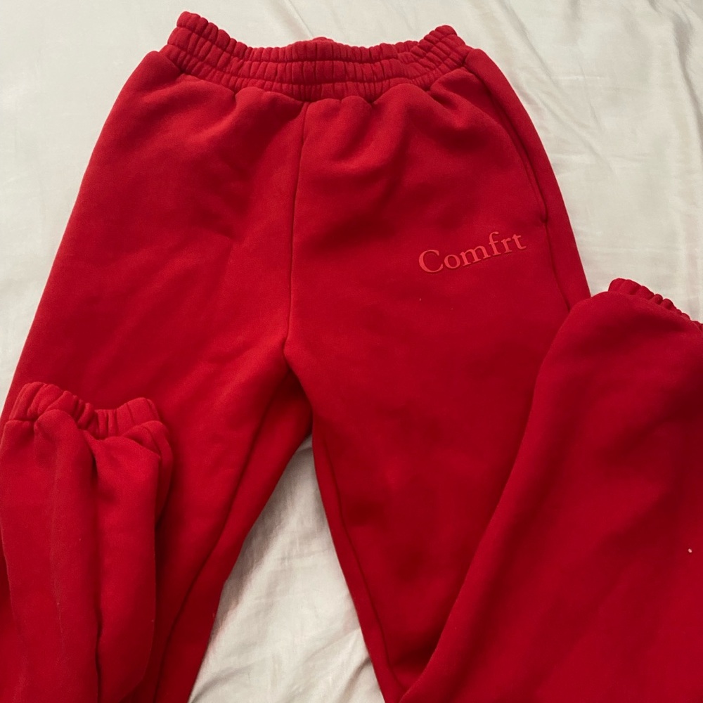 Comfrt Red Sweatpants